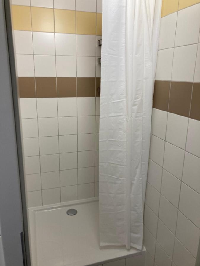 Hostel Przy Stadionie 亚沃日诺 外观 照片
